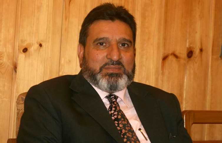 فاروق عبداللہ کا مشورہ اور(شود ہ کلہیر)